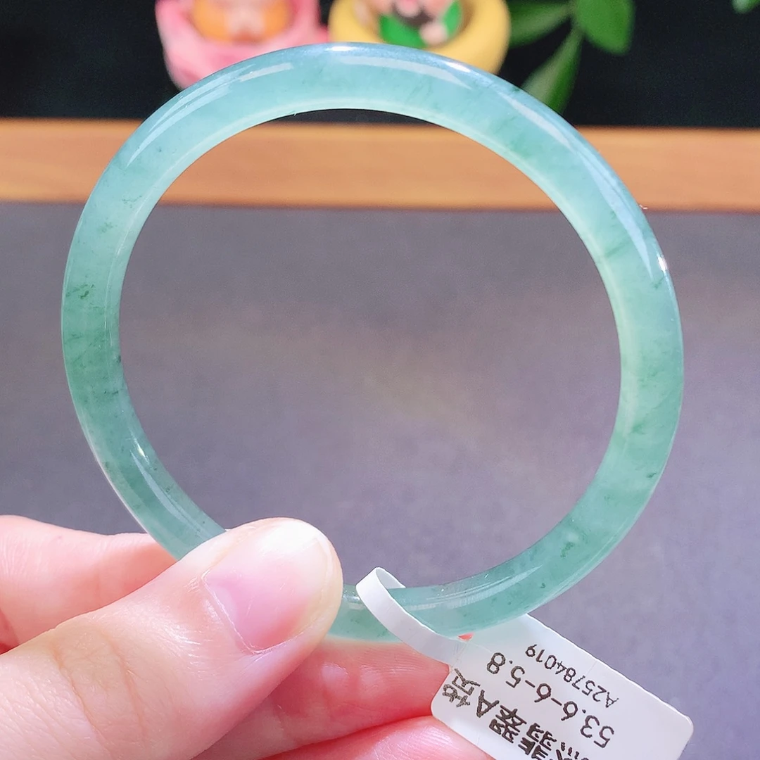 翡翠未镶嵌手镯天然翡翠