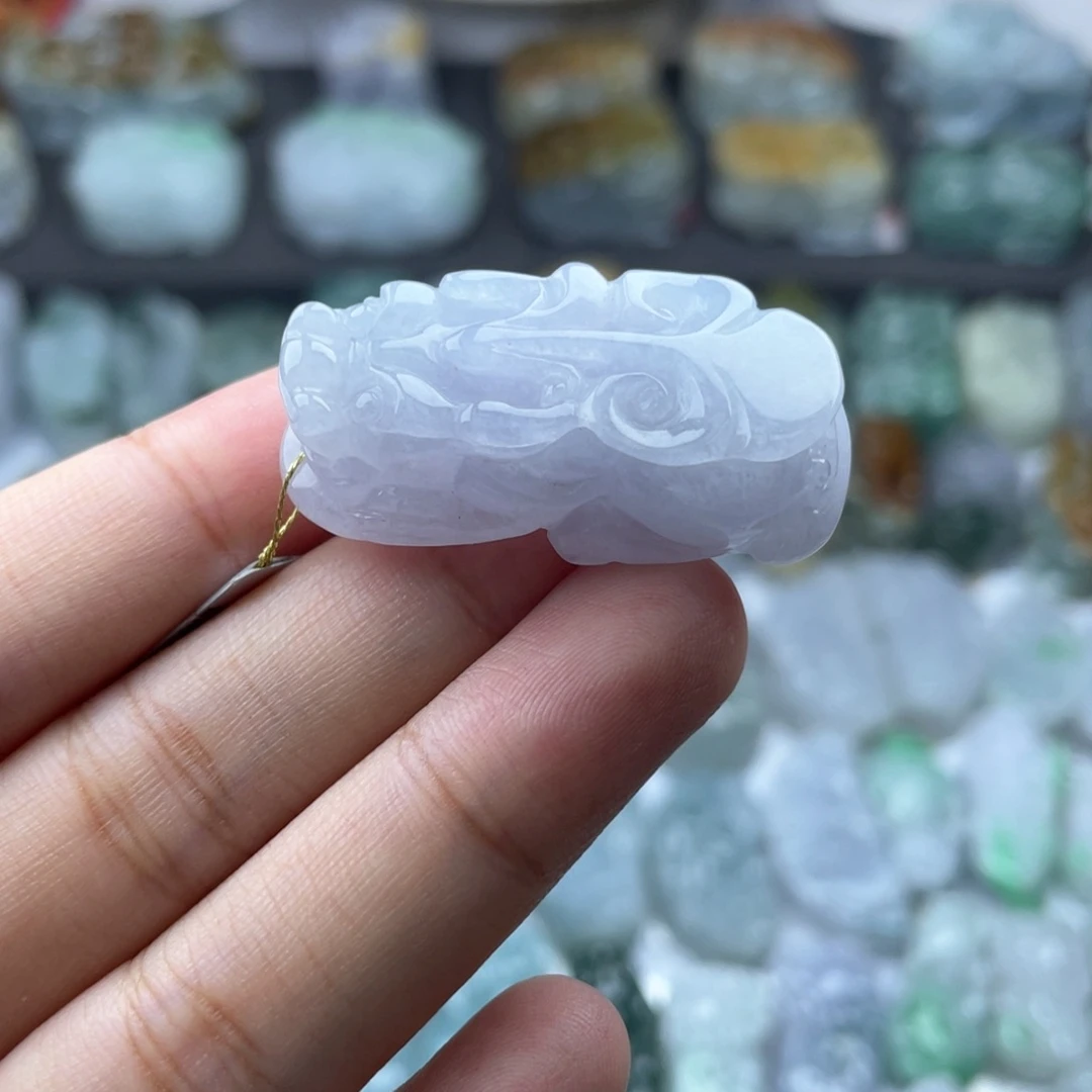 颈饰未镶嵌翡翠貔貅