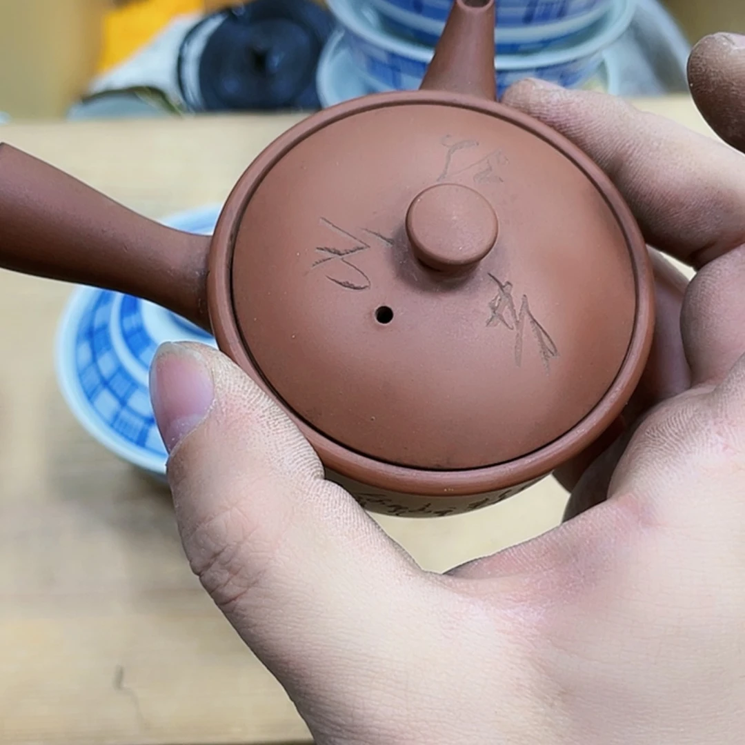 【闪购商品】瓷片拿***蝎瓷制作工艺品摆件