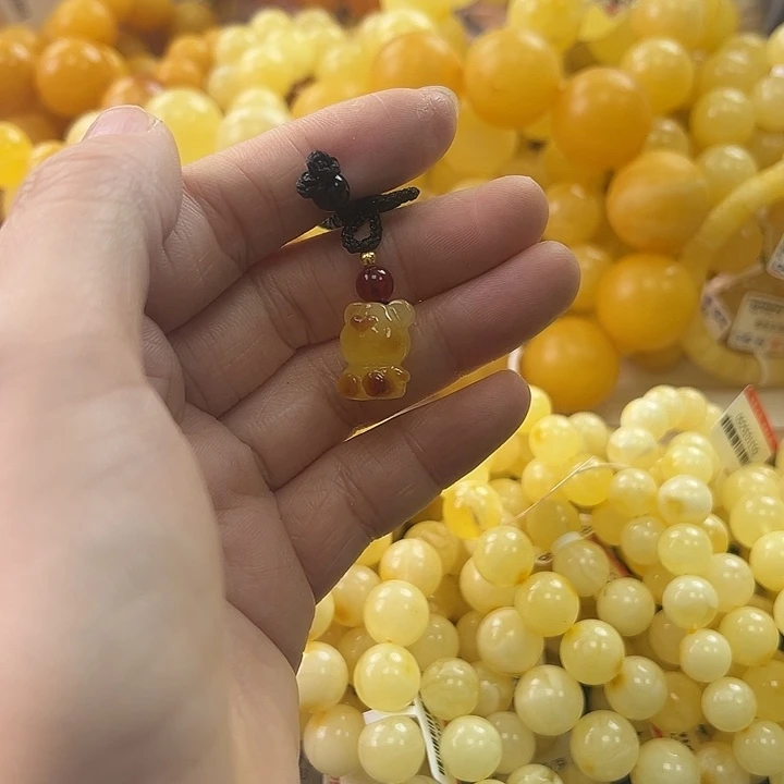 未镶嵌琥珀珠宝奇石