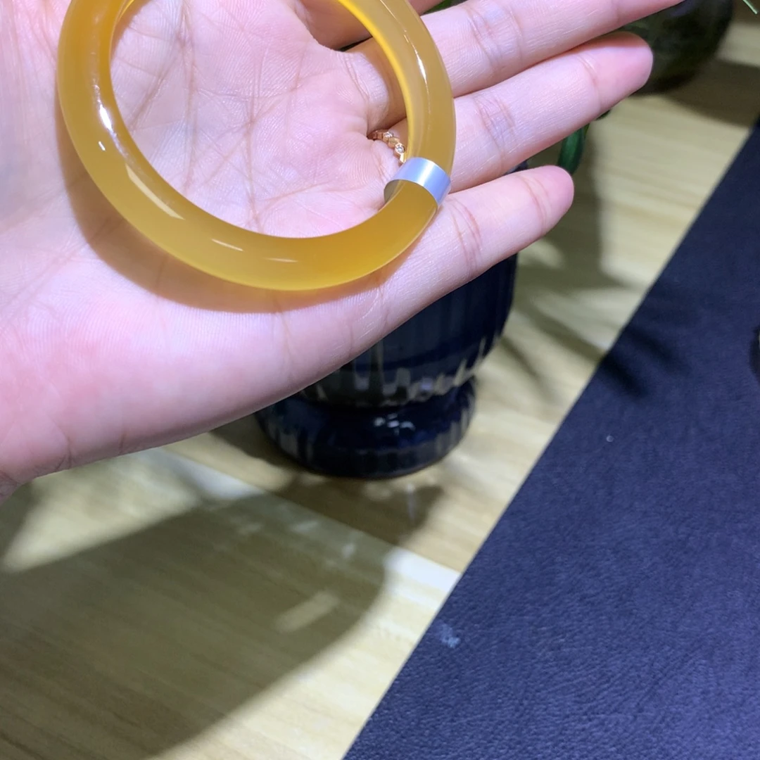 手镯玛瑙/玉髓未镶嵌