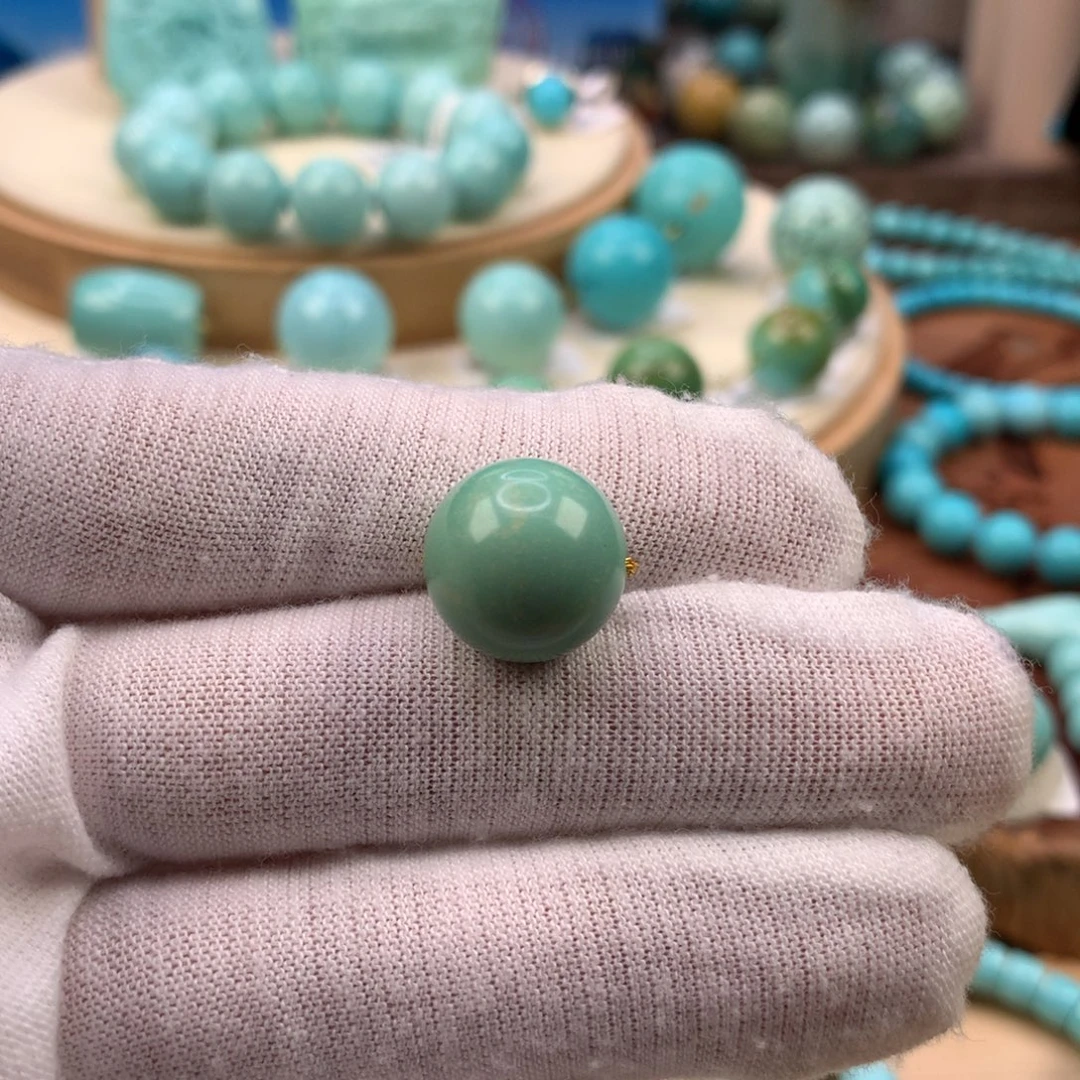 绿松石未镶嵌珠宝奇石13.8mm