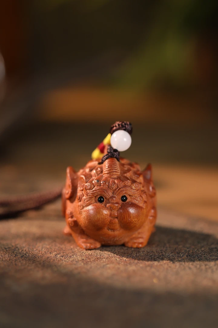 【嘉一珠宝】檀木貔貅把件