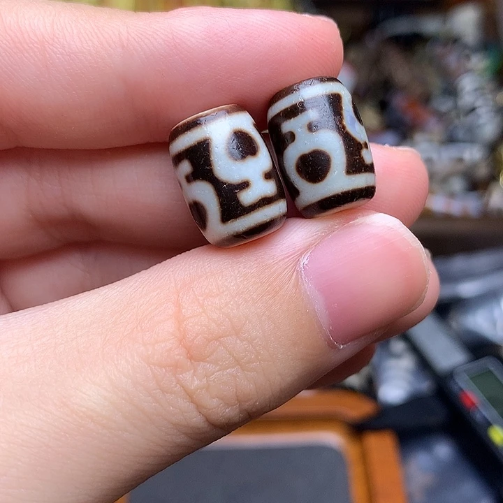 玛瑙/玉髓发2个未镶嵌