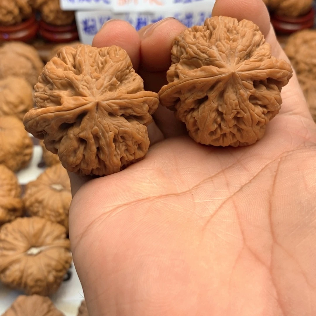 【闪购商品】文玩核桃吊坠༺****༻42尺 全品大粗筋 53