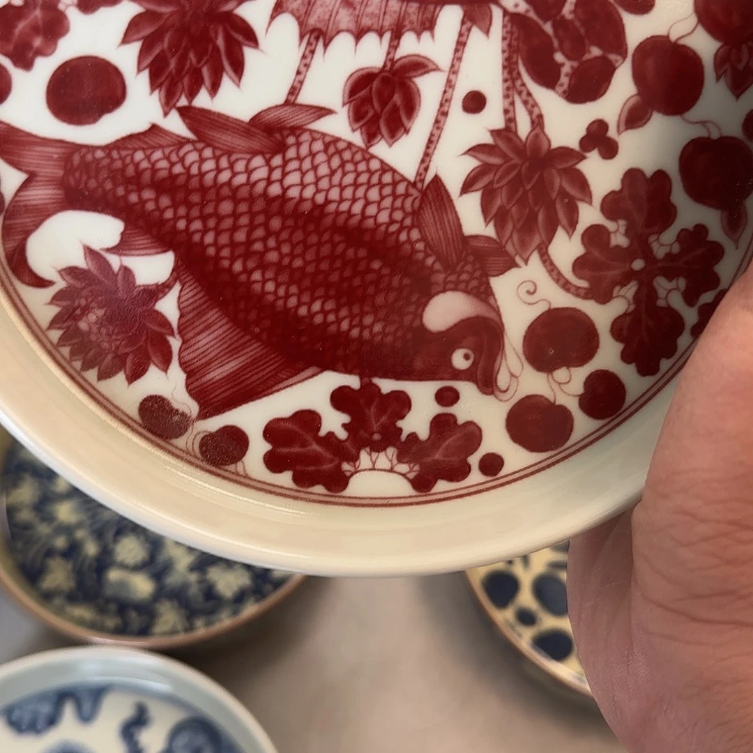 瓷片釉里红鱼藻纹壶承