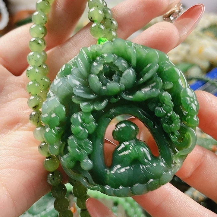 未镶嵌和田玉挂件