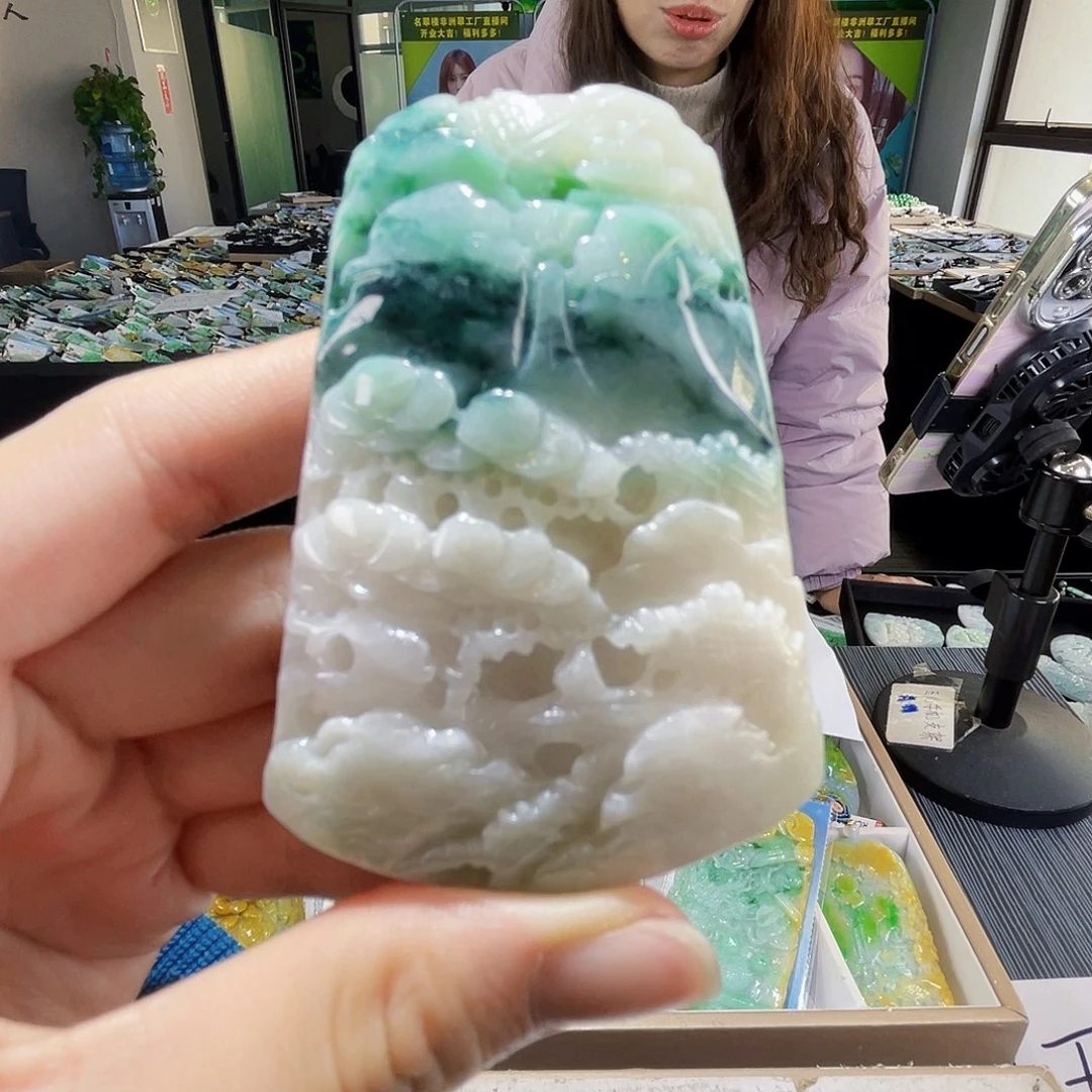 颈饰未镶嵌翡翠翡翠