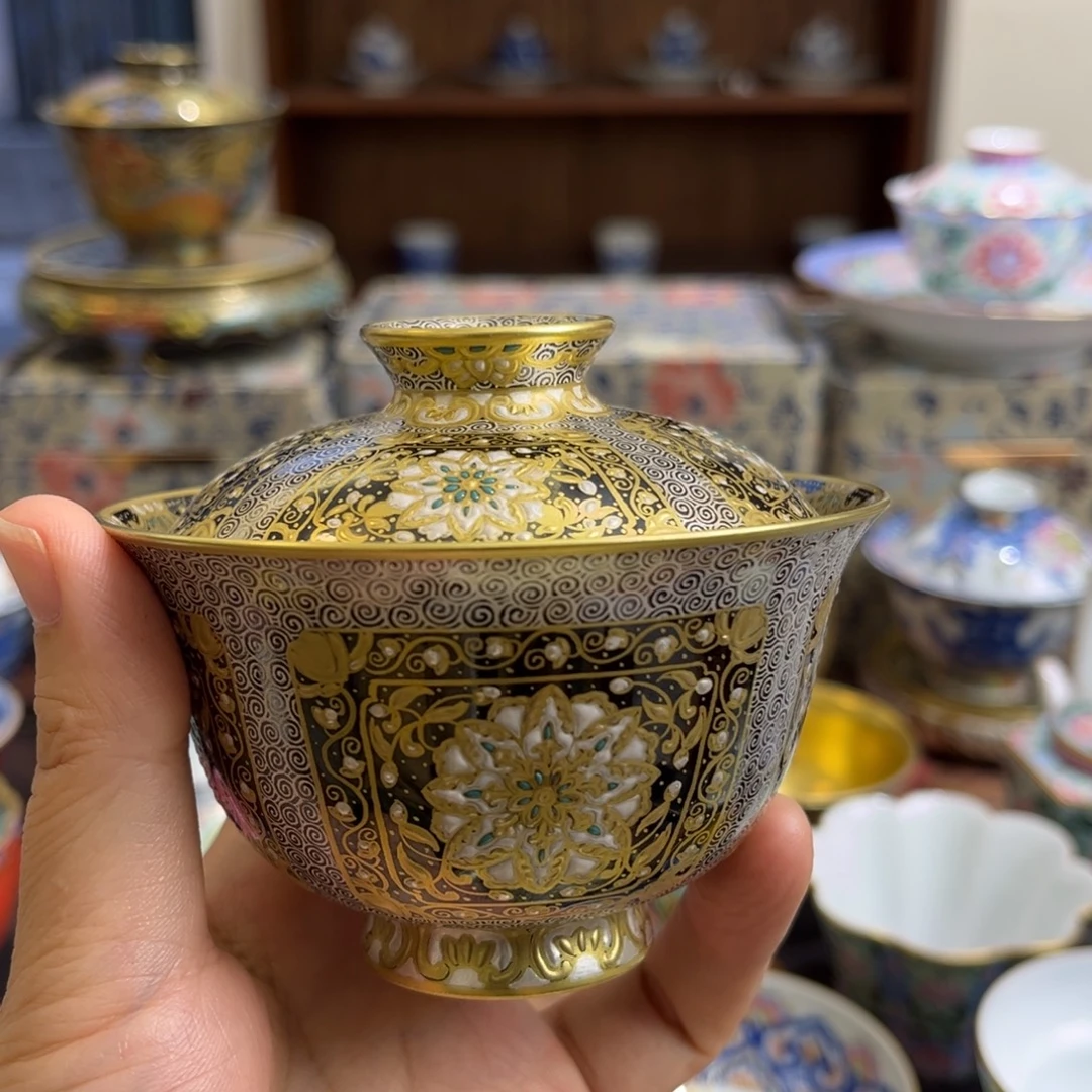 君***道我是你的好朋友啊