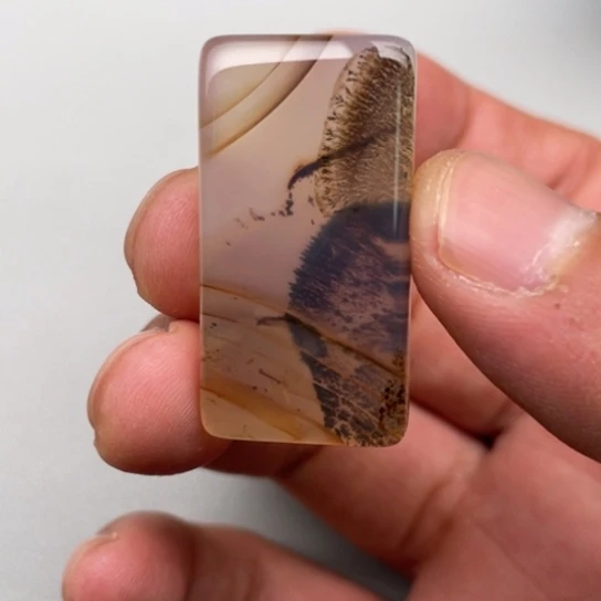 玛瑙/玉髓颈饰未镶嵌晒****钙