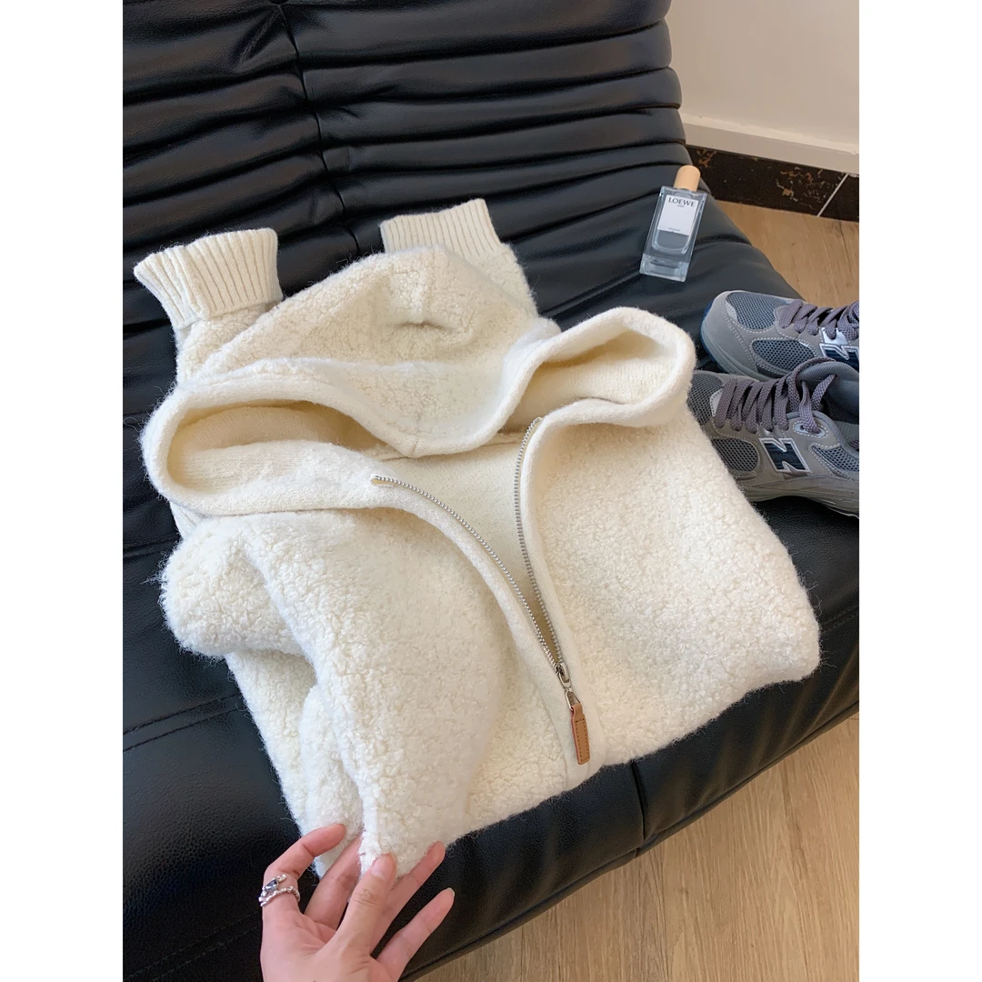 奶呼呼的圈圈毛厚毛衣外套女秋冬2025新款设计感洋气软糯糯针织衫