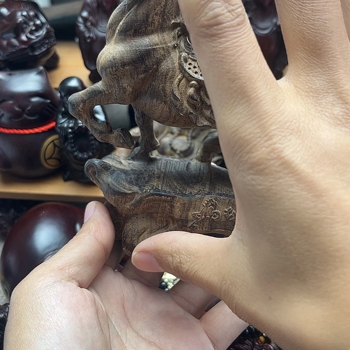 木奇楠木雕刻马到成功摆件