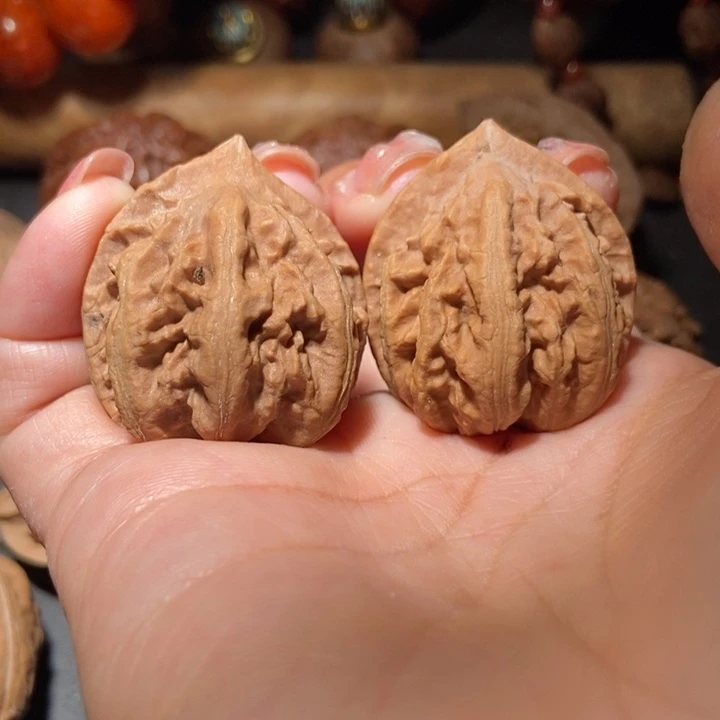 把件文玩核桃东北楸子小雪81