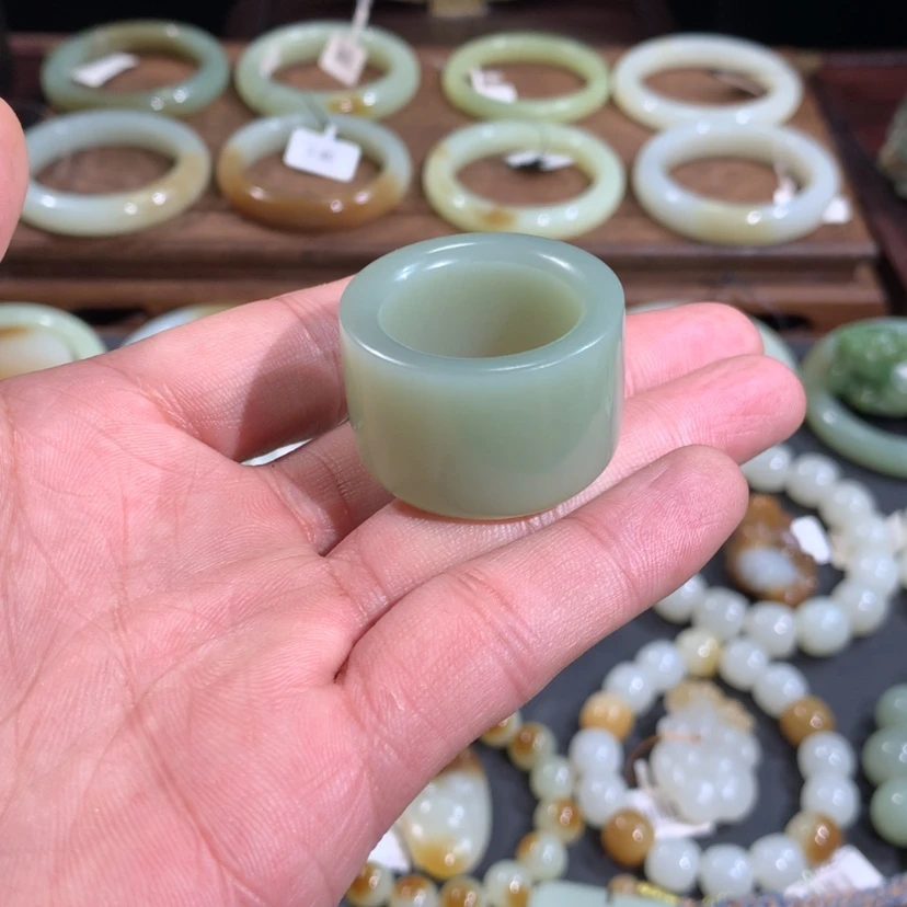 【闪购商品】和田玉戒指未镶嵌浩****）新疆且末近矿青白蓝调扳指