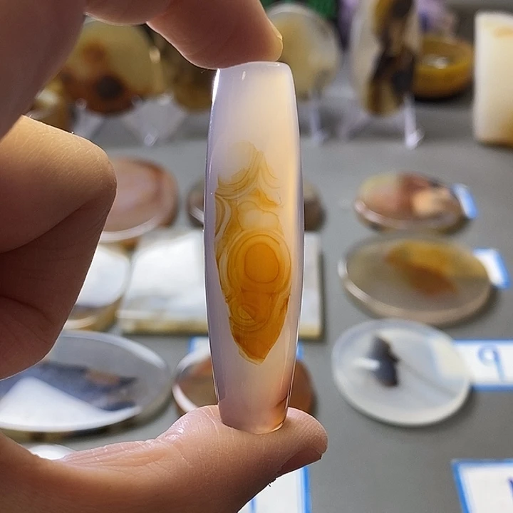 玛瑙/玉髓未镶嵌珠宝半成品