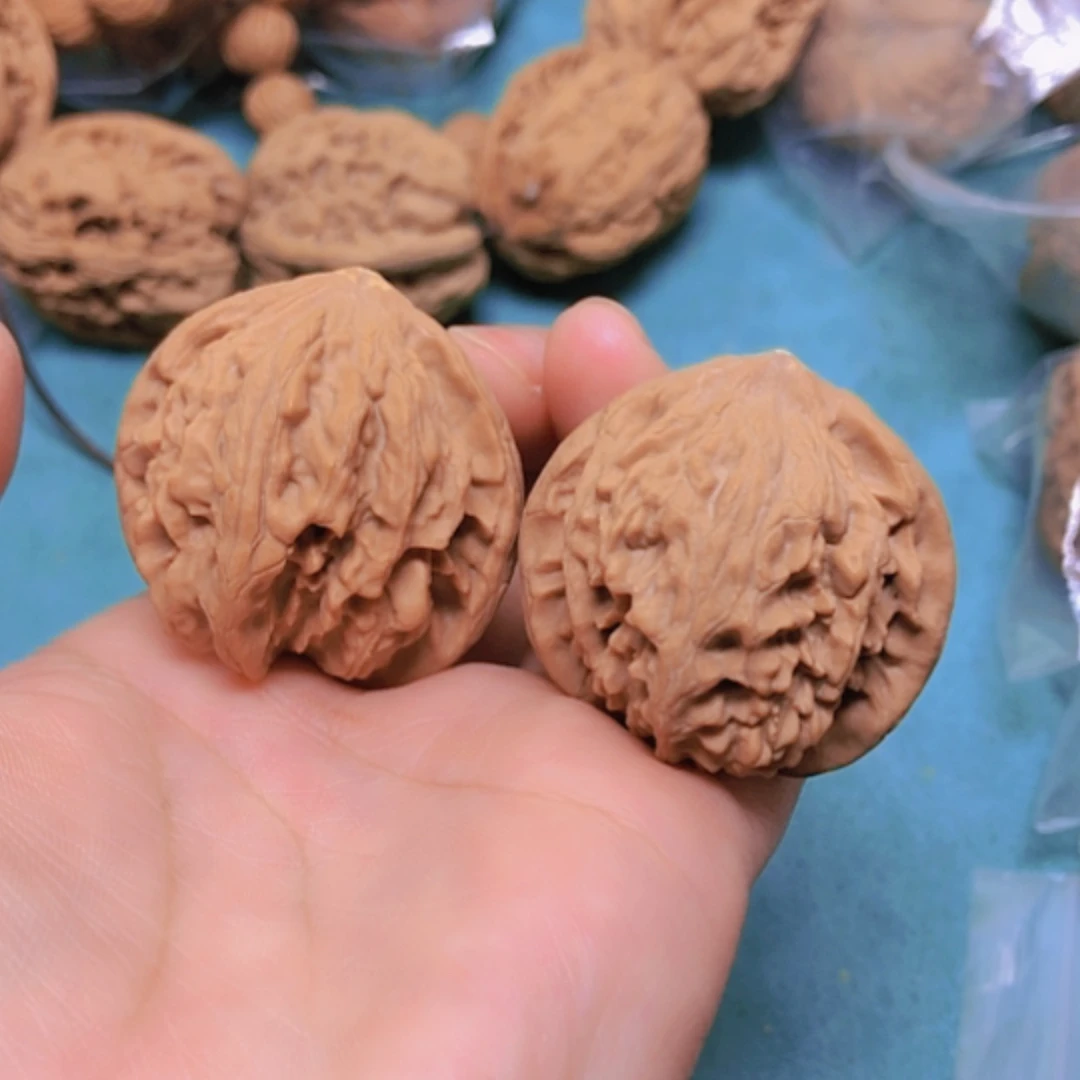 【闪购商品】摆件核桃38黄尖十方