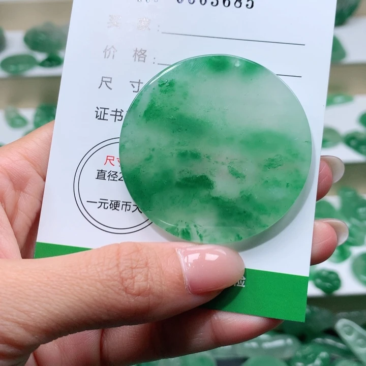 颈饰未镶嵌石英质玉?****✨