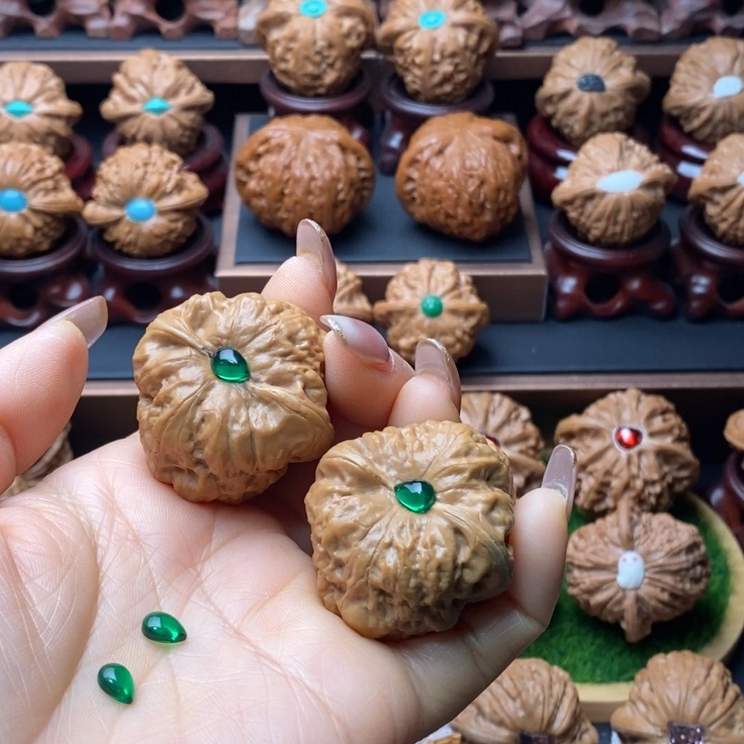 香***y文玩核桃吊坠古蟾