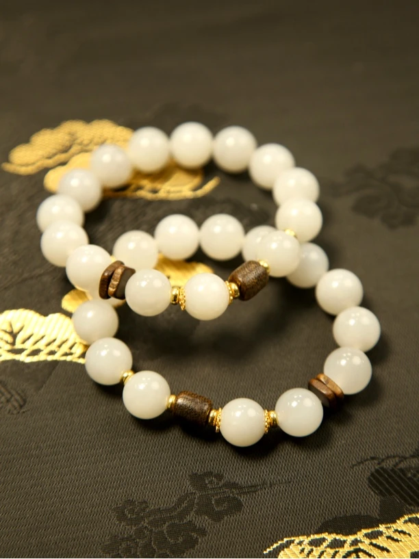 【月白】和田玉s925银12mm手串随机多样性发一