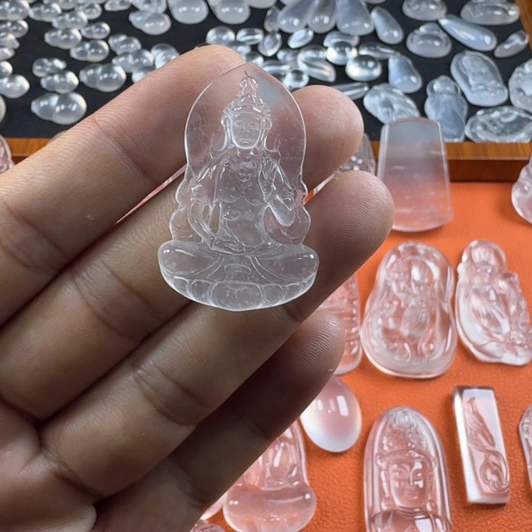 石英质玉未镶嵌吊坠(不含链)佛像