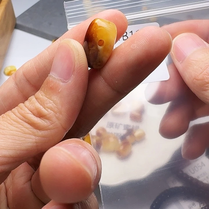 裸石琥珀未镶嵌琥珀