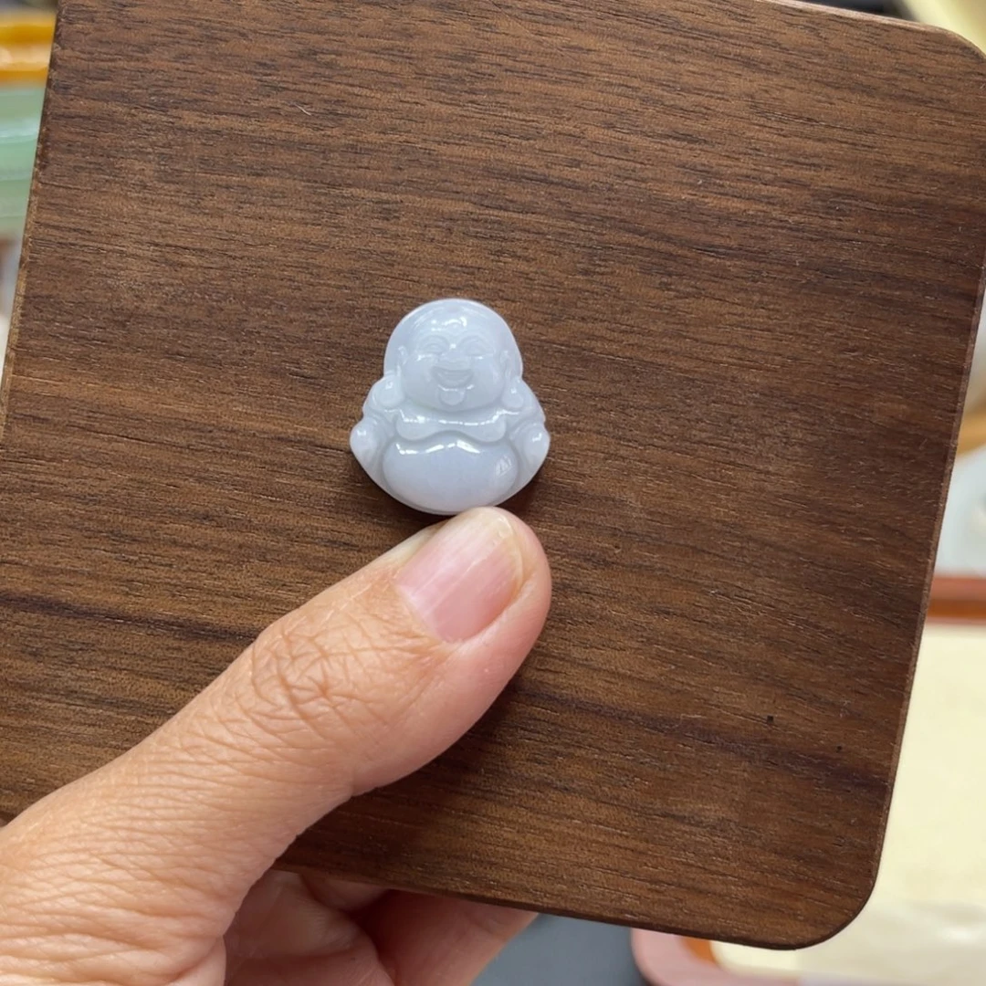 未镶嵌石英岩玉珠宝奇石