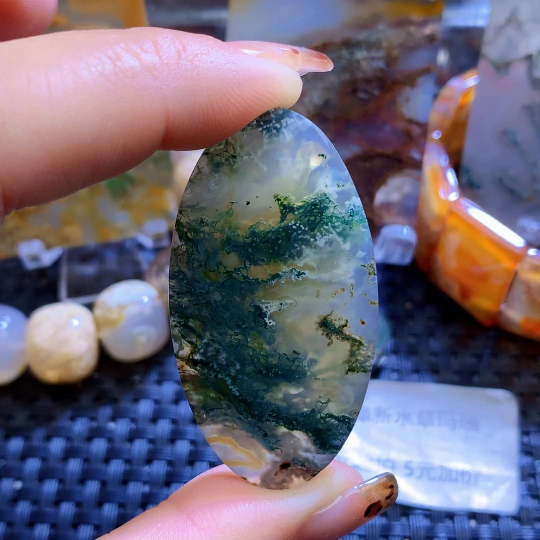 未镶嵌颈饰玛瑙/玉髓张*熙