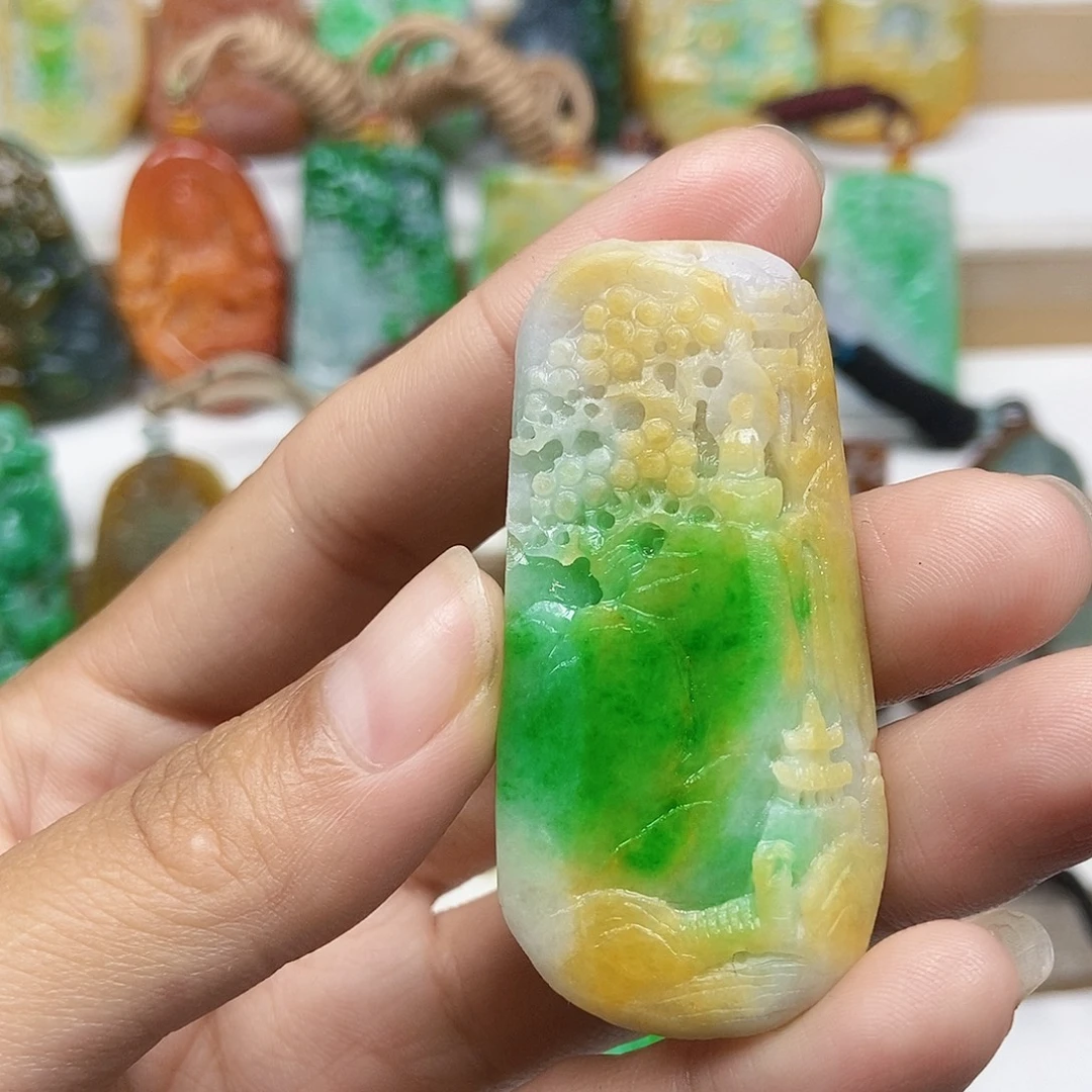 翡翠未镶嵌颈饰天然翡翠Ａ货