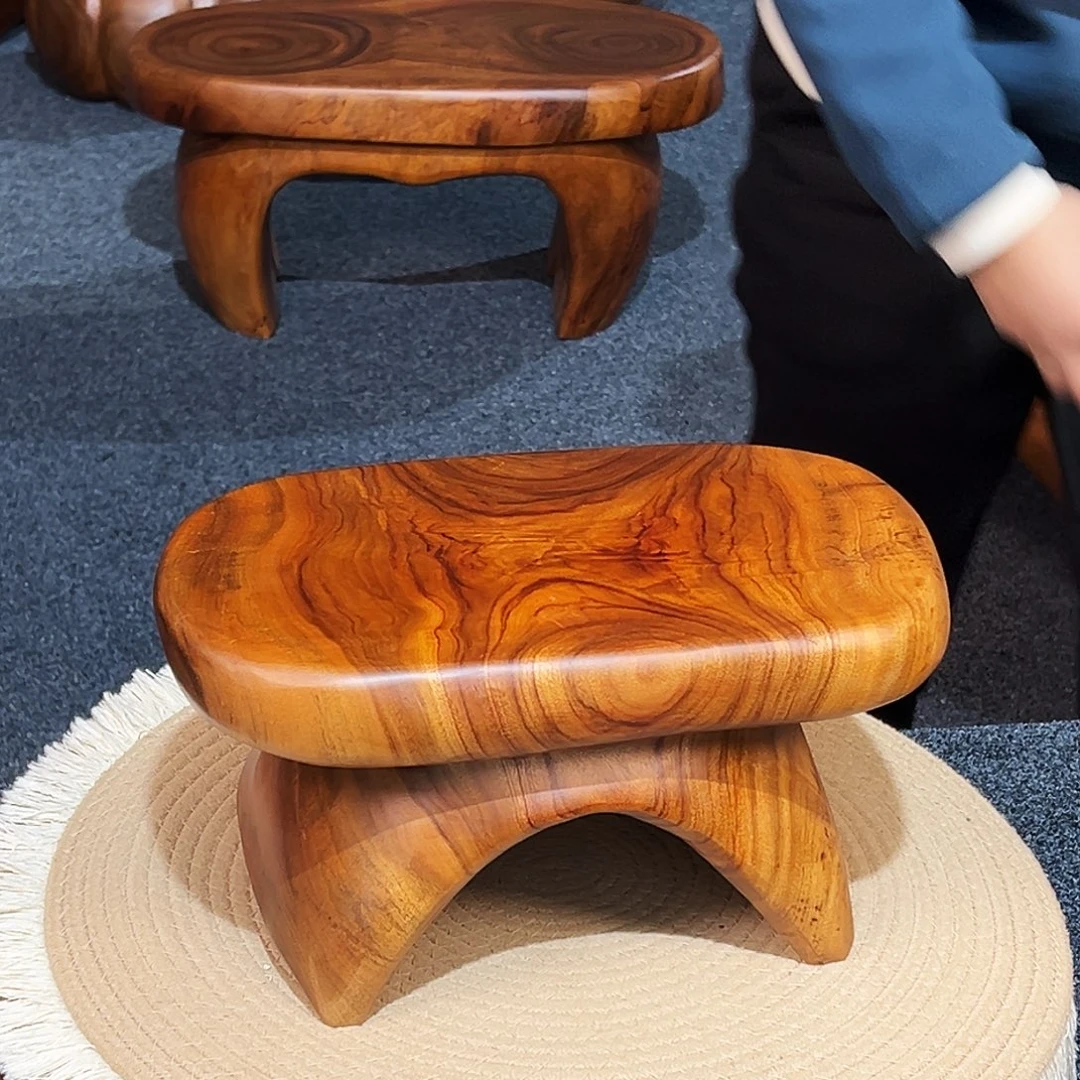 21 号香樟木尺寸：32-19-16cm