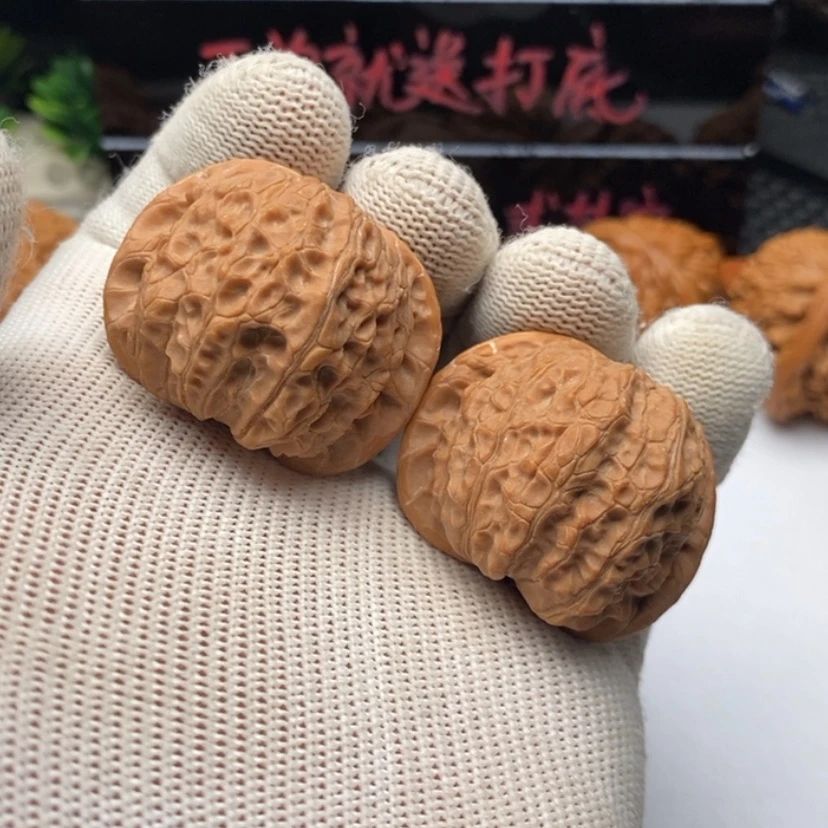 【闪购商品】文玩核桃把件凌**玩9血麒麟