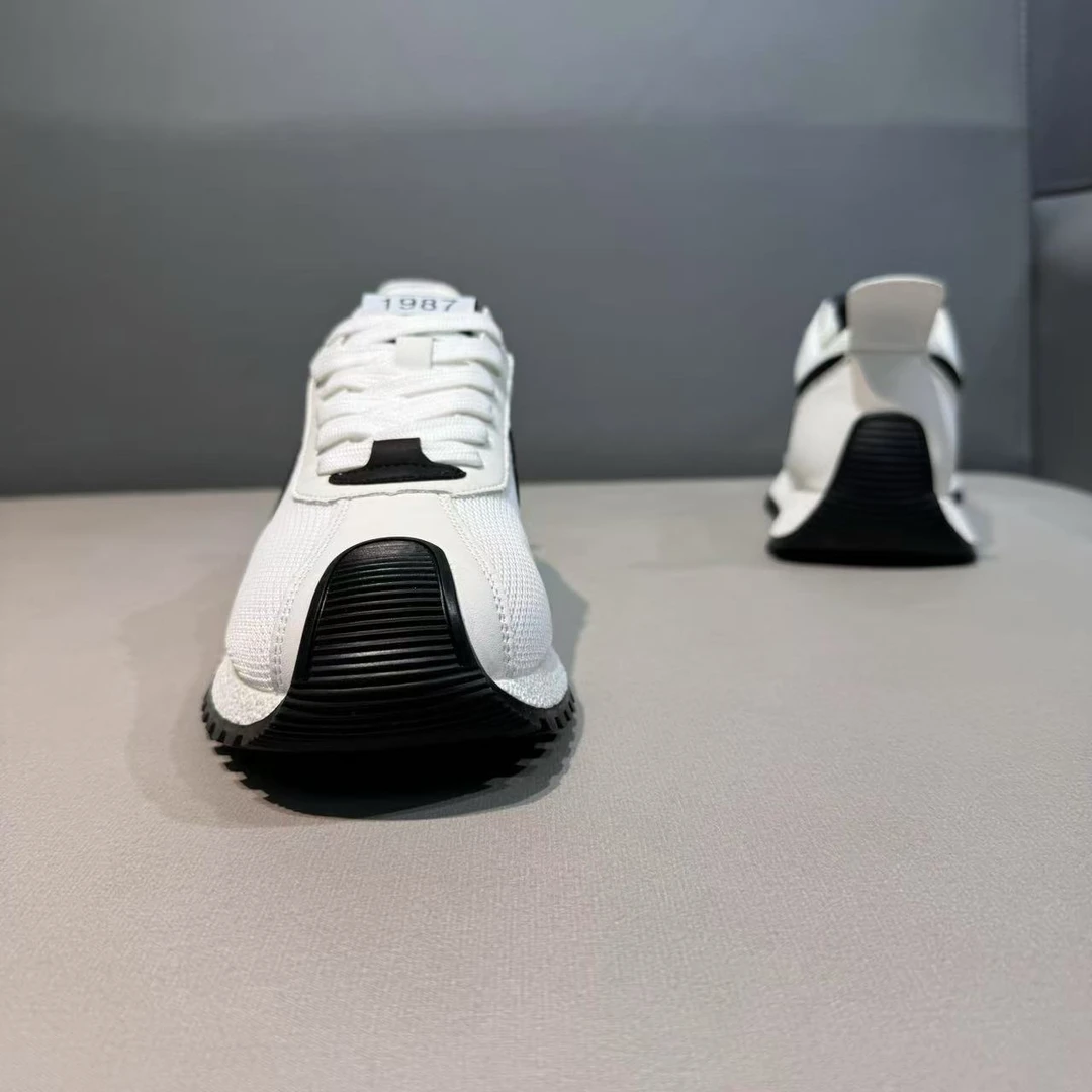 广州男士B1-77百搭潮男休闲时尚板鞋男款透气潮鞋潮流低帮