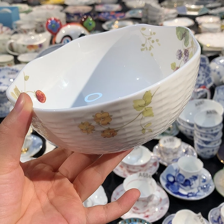 瓷片一个面碗面碗