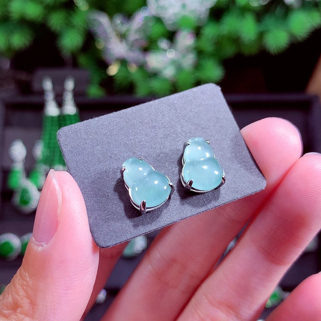 颈饰未镶嵌翡翠天然