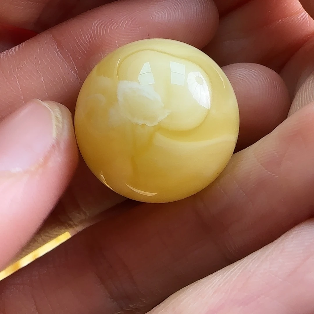 野***子蜜蜡未镶嵌珠宝奇石