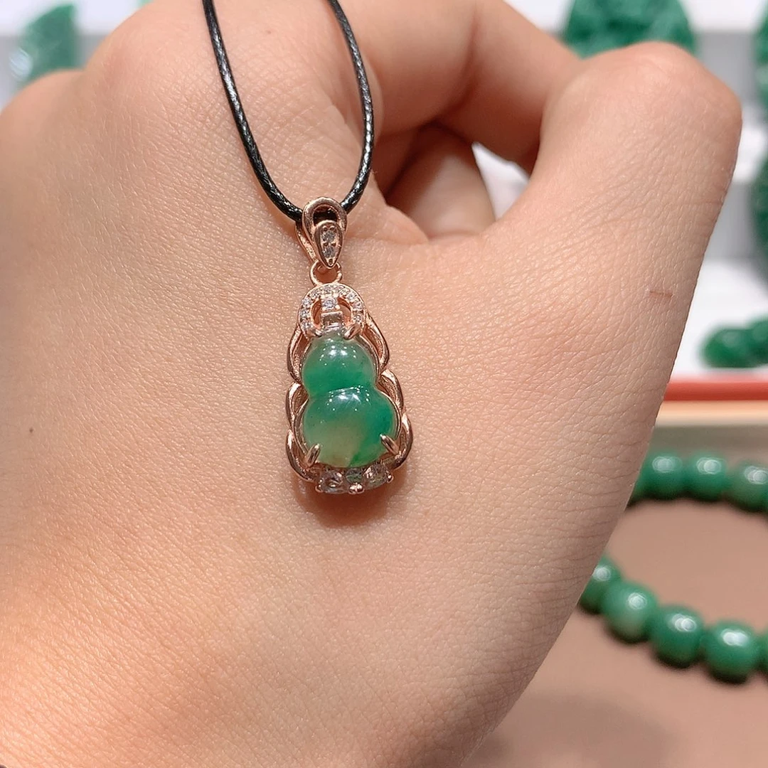 独山玉挂件银S925镶嵌