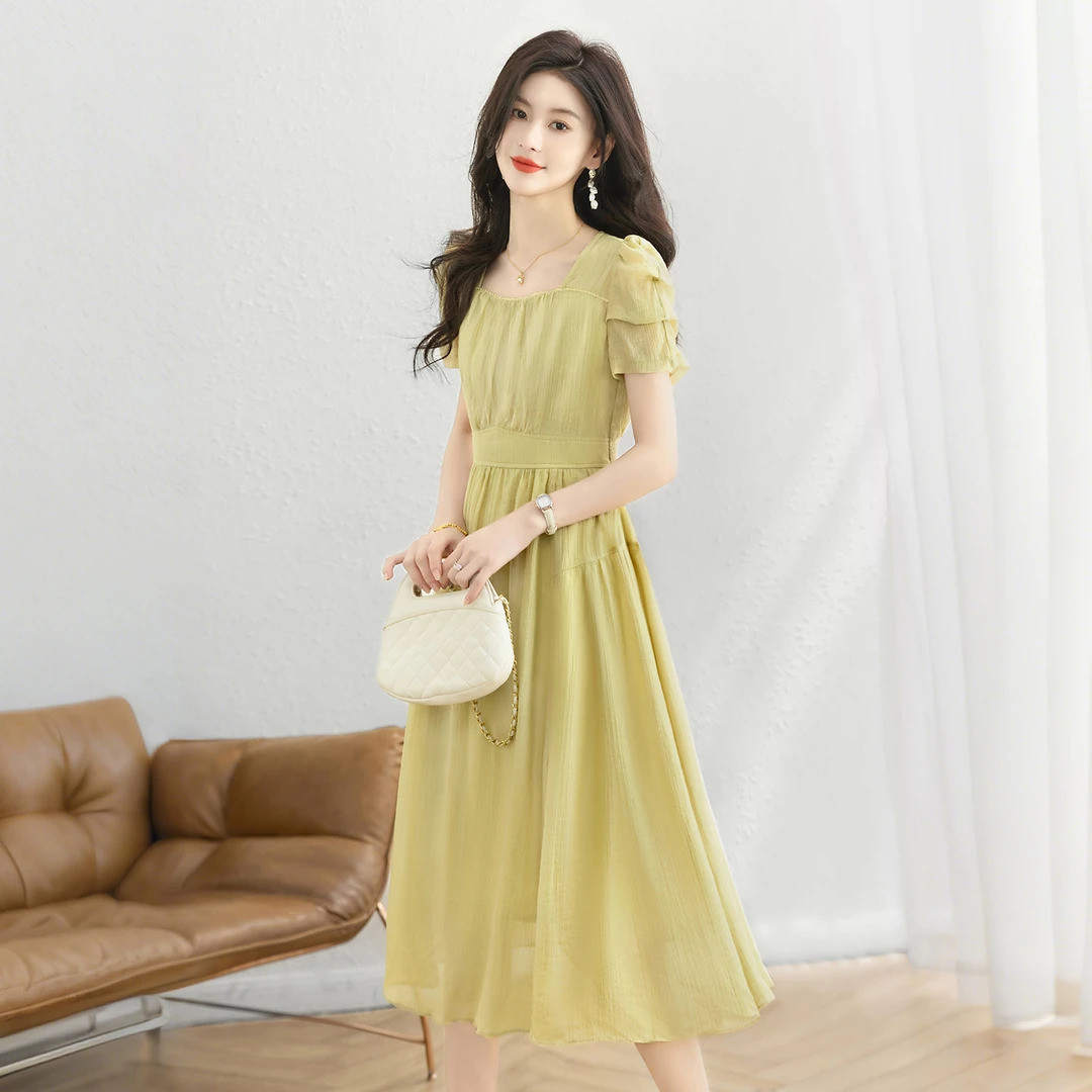 丝柏舍2025夏季新款女装收腰显瘦清新短袖方领连衣裙S52B1882L