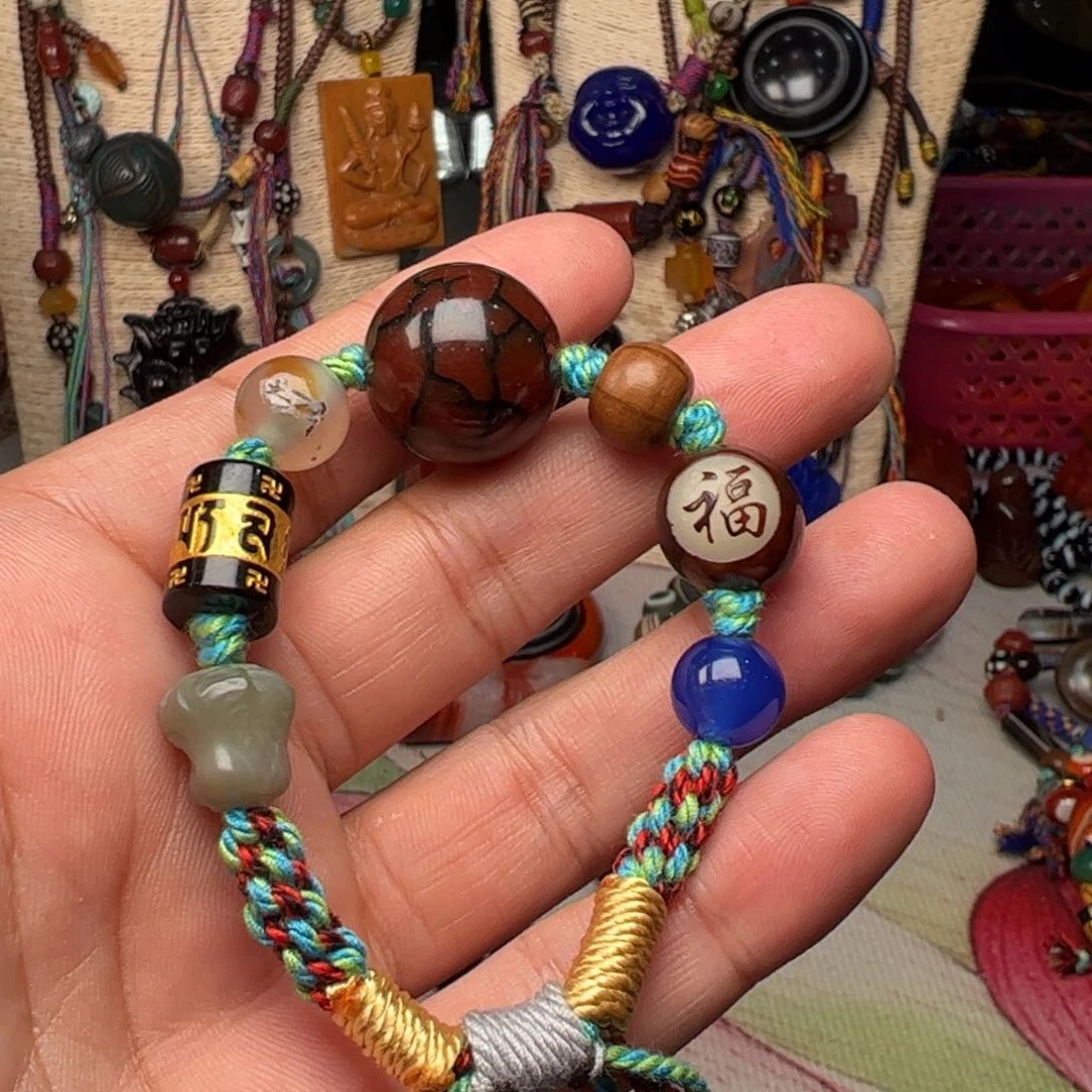 玛瑙/玉髓颈饰未镶嵌