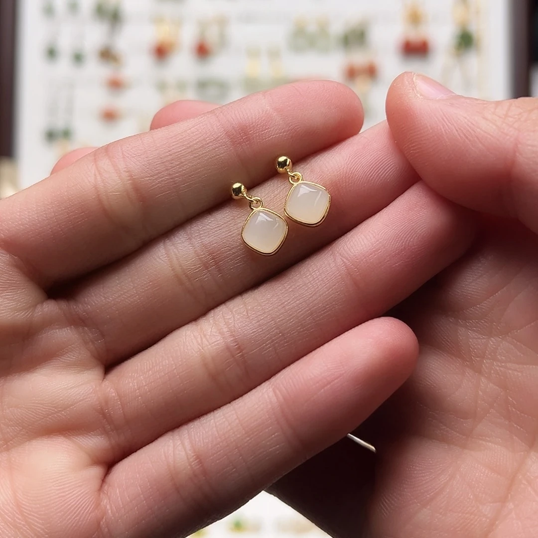 银S925镀金镶嵌和田玉耳饰