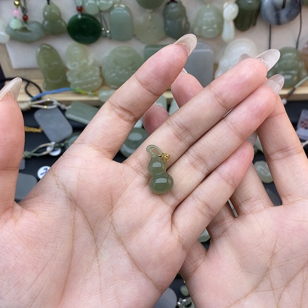 和田玉18K金镶嵌吊坠(不含链)