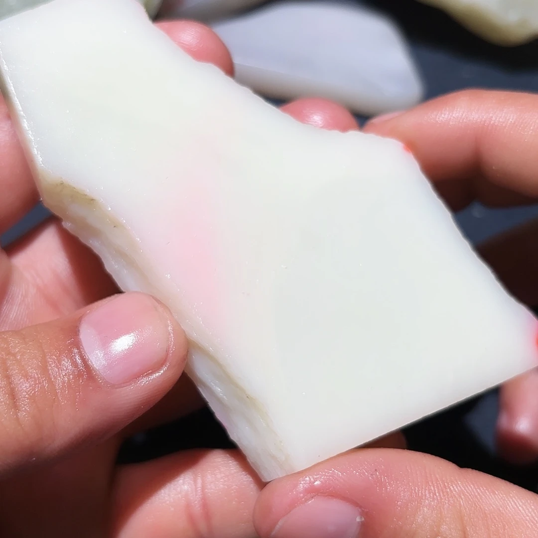 和田玉未镶嵌珠宝奇石