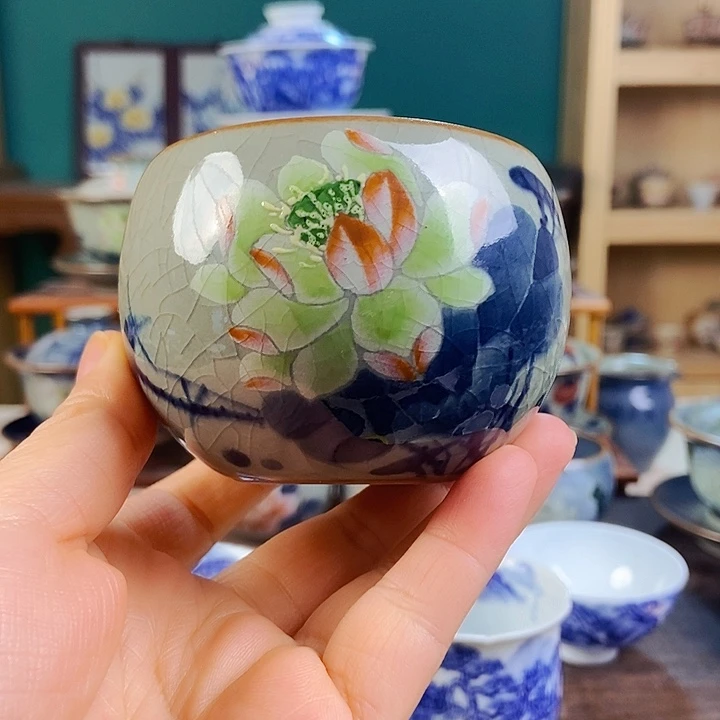 瓷片手工制作工艺精湛等