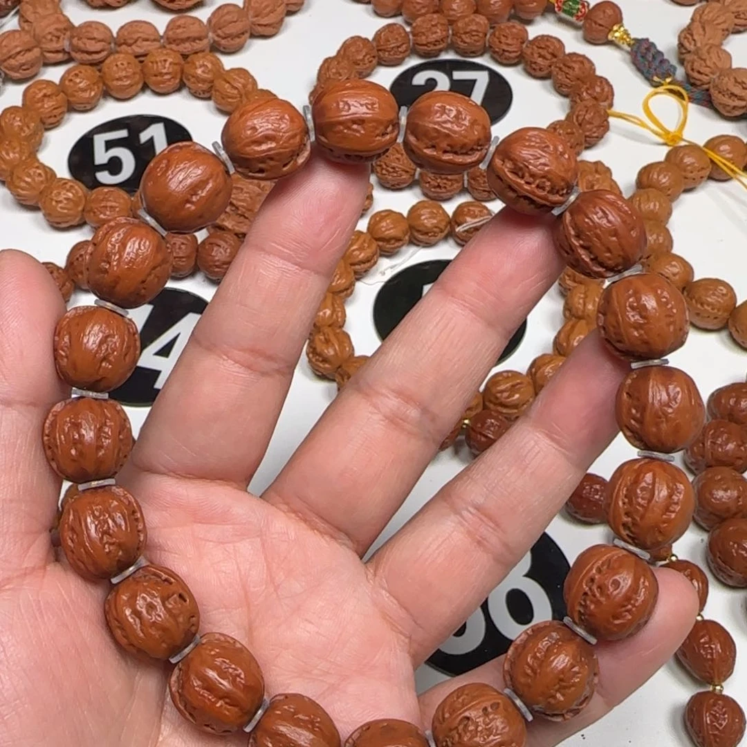 文玩核桃吊坠?****?萌萌粗筋