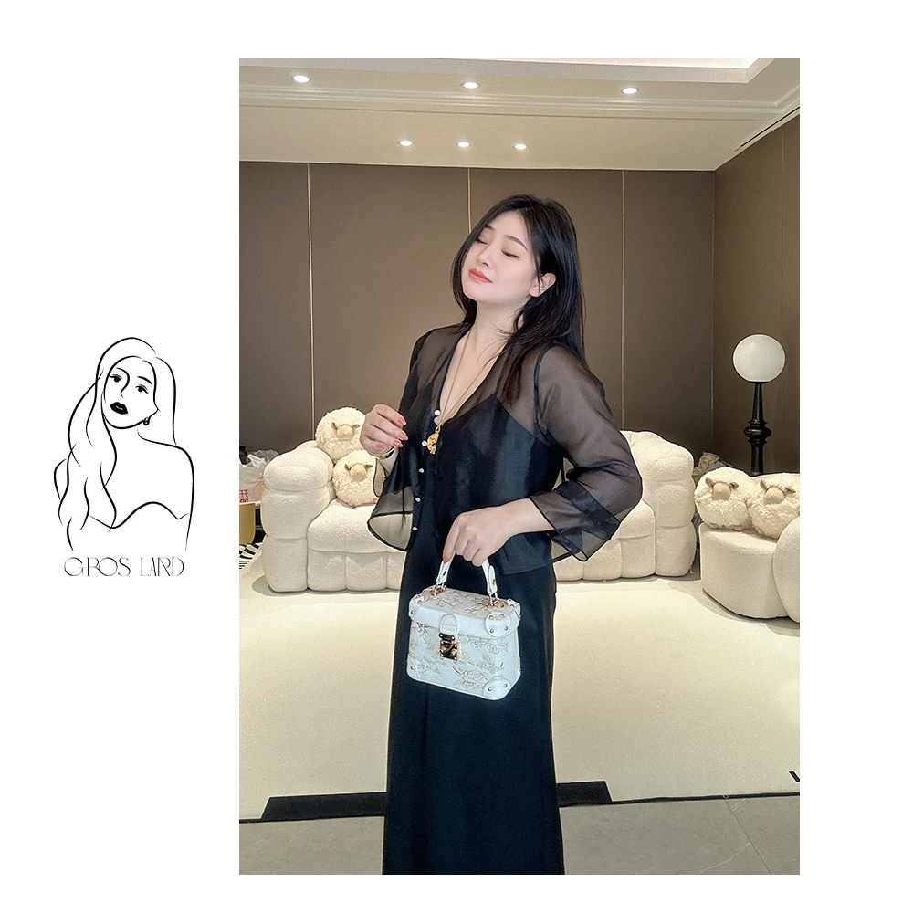 多肉宝贝微透防晒上衣V领显瘦百搭开衫上衣B25233