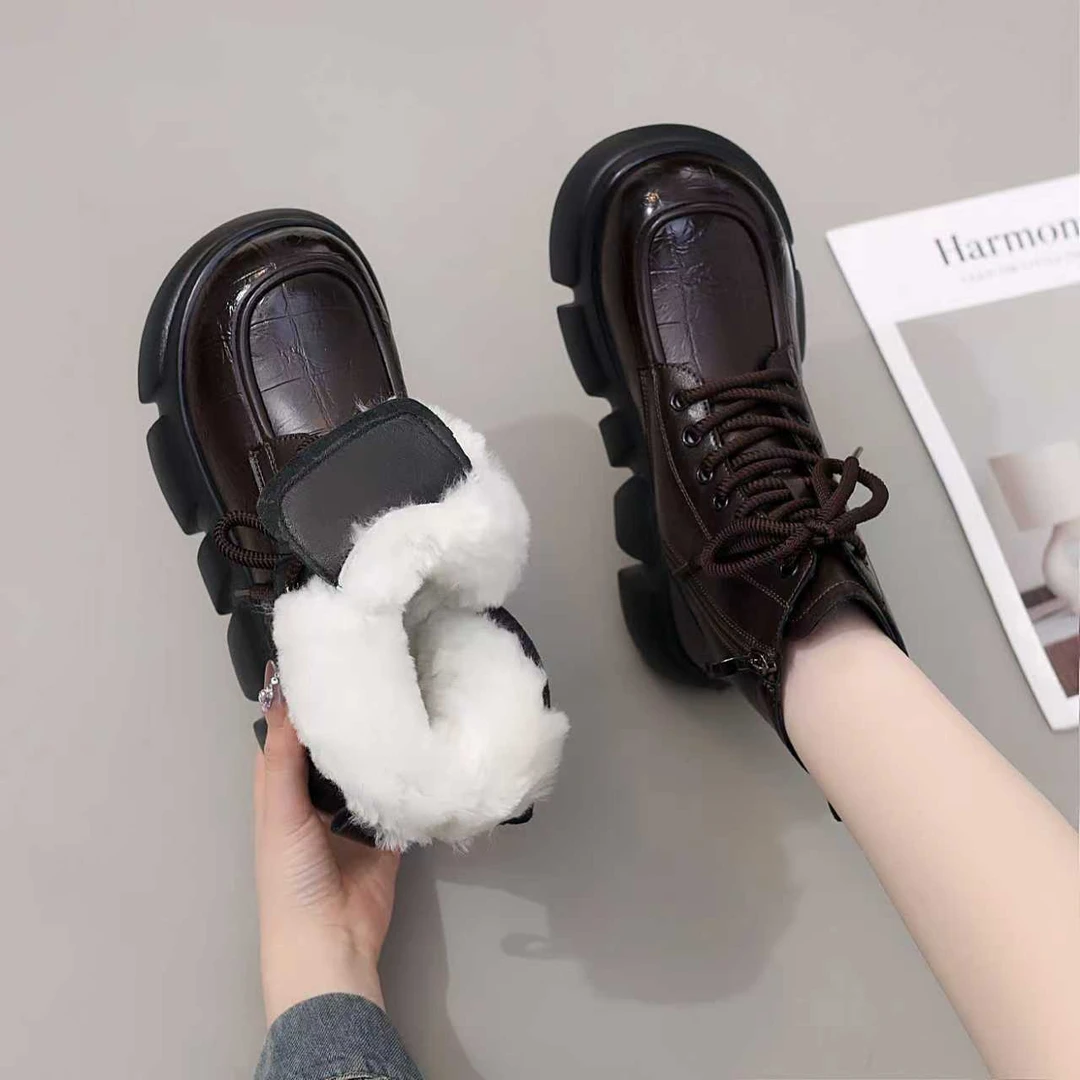 羊毛马丁靴女秋冬油蜡皮系带高帮鞋英伦风圆头百搭石头纹羊毛鞋子