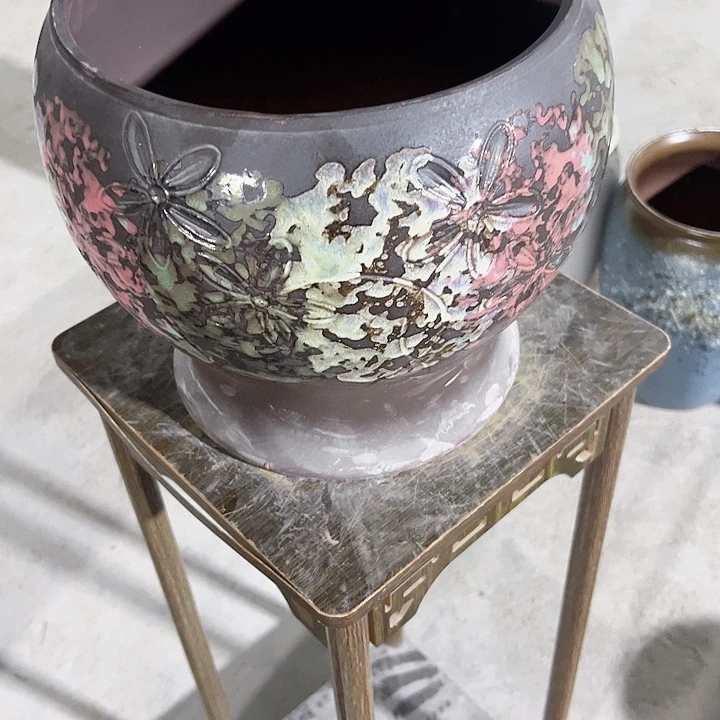 高度26厘米口25厘米