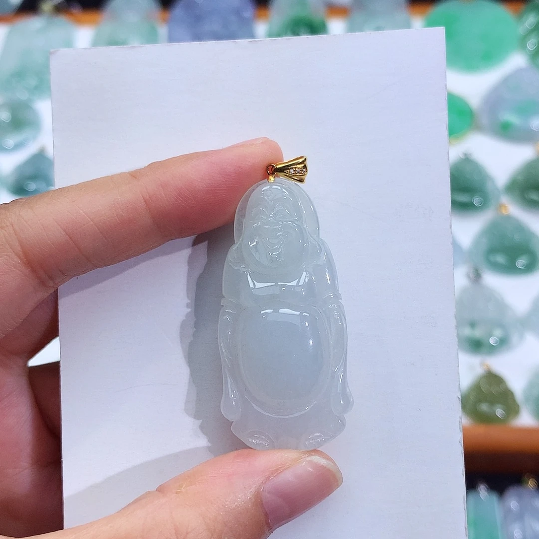 翡翠18K金镶嵌颈饰翡翠吊坠