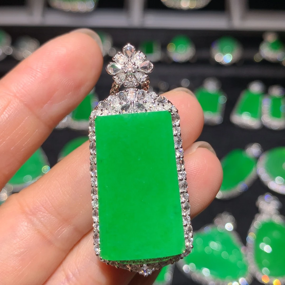 翡翠18K金镶嵌吊坠(不含链)翡翠