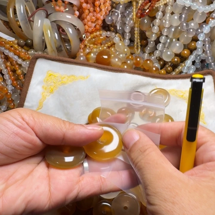 玛瑙/玉髓颈饰合金?****66057