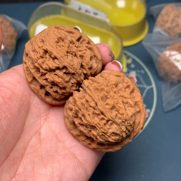 文玩核桃把件44-13332-9