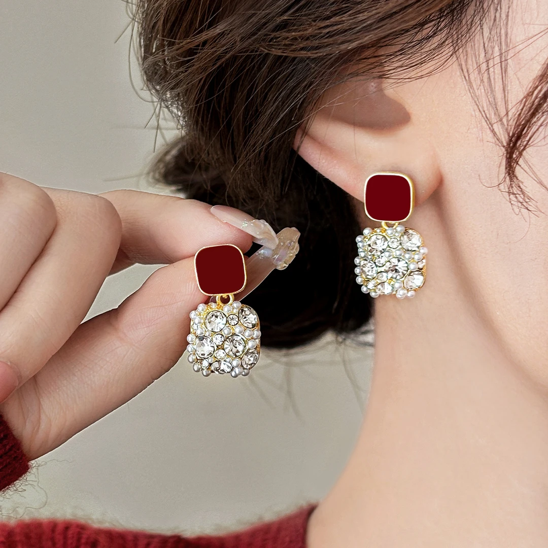 合金仿珍珠耳饰 至珀时尚贝珠耳钉女气质独特耳夹耳环2025年新款